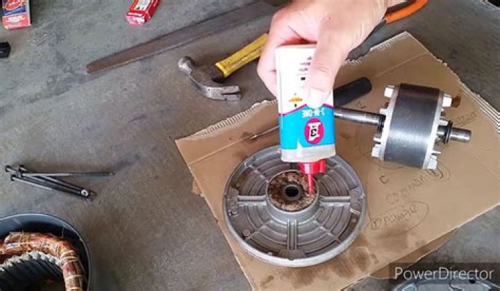 Can you lubricate a blower motor?