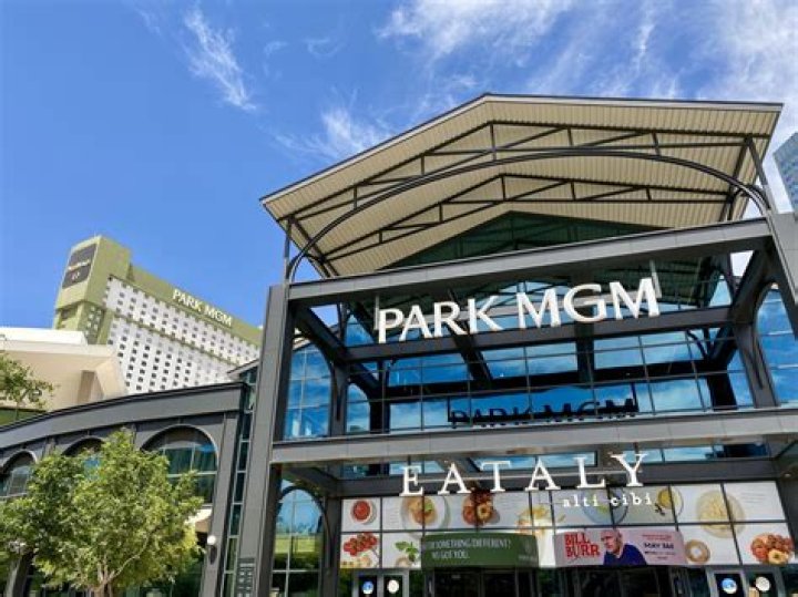 Does Park MGM have free parking?