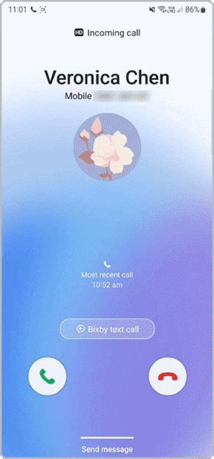 How do I answer Samsung Galaxy j7?