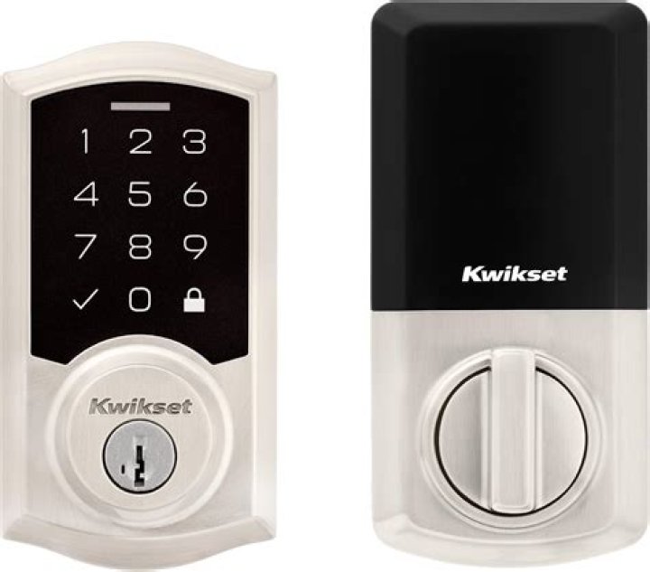 How do you install a Kwikset SmartKey door knob?