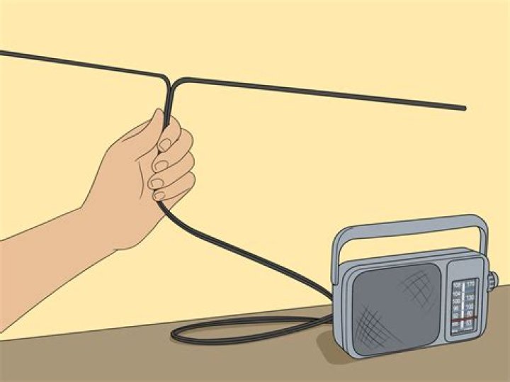 How do you make an FM antenna?