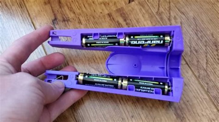 How long does Swiffer Sweeper Vac battery last?