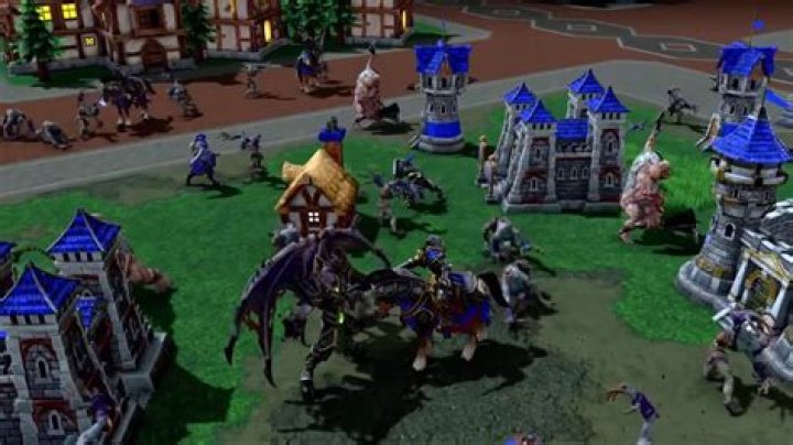 How many campaigns are in Warcraft 3?
