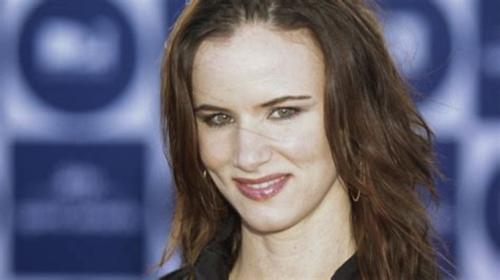 How old is Juliette Lewis in Cape Fear?