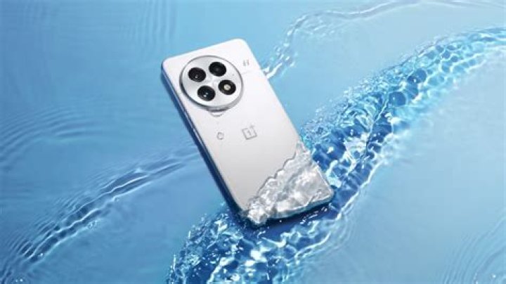 Is OnePlus one phone waterproof?