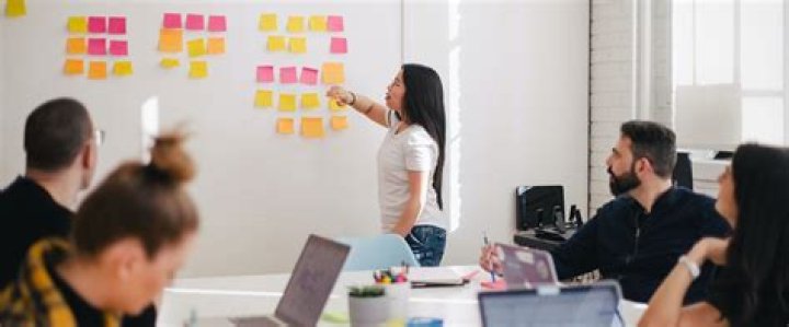 What do digital agencies do?