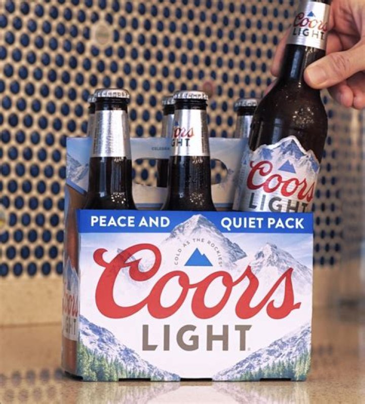 What percent alcohol is Coors Light beer?