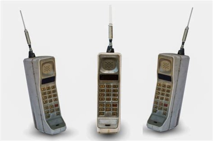 When did the brick phone come out?