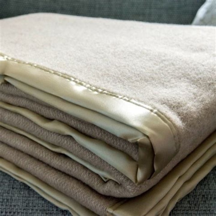 Why are wool blankets so expensive?